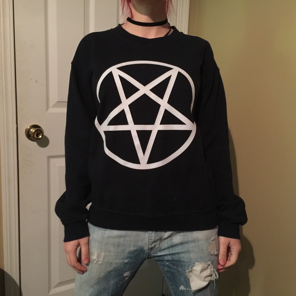 Kill Star pentagram sweatshirt